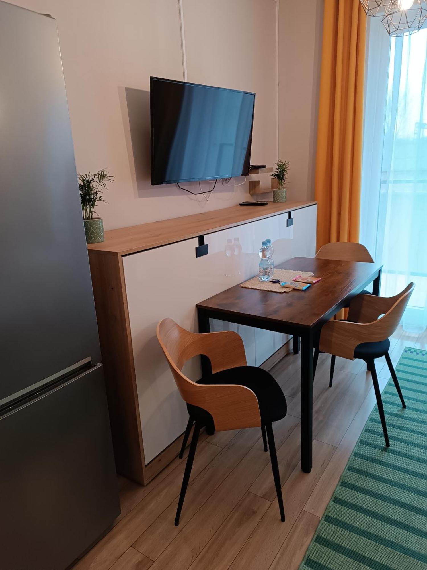 Sleep In Apartament Centrum Wroclaw Exterior photo
