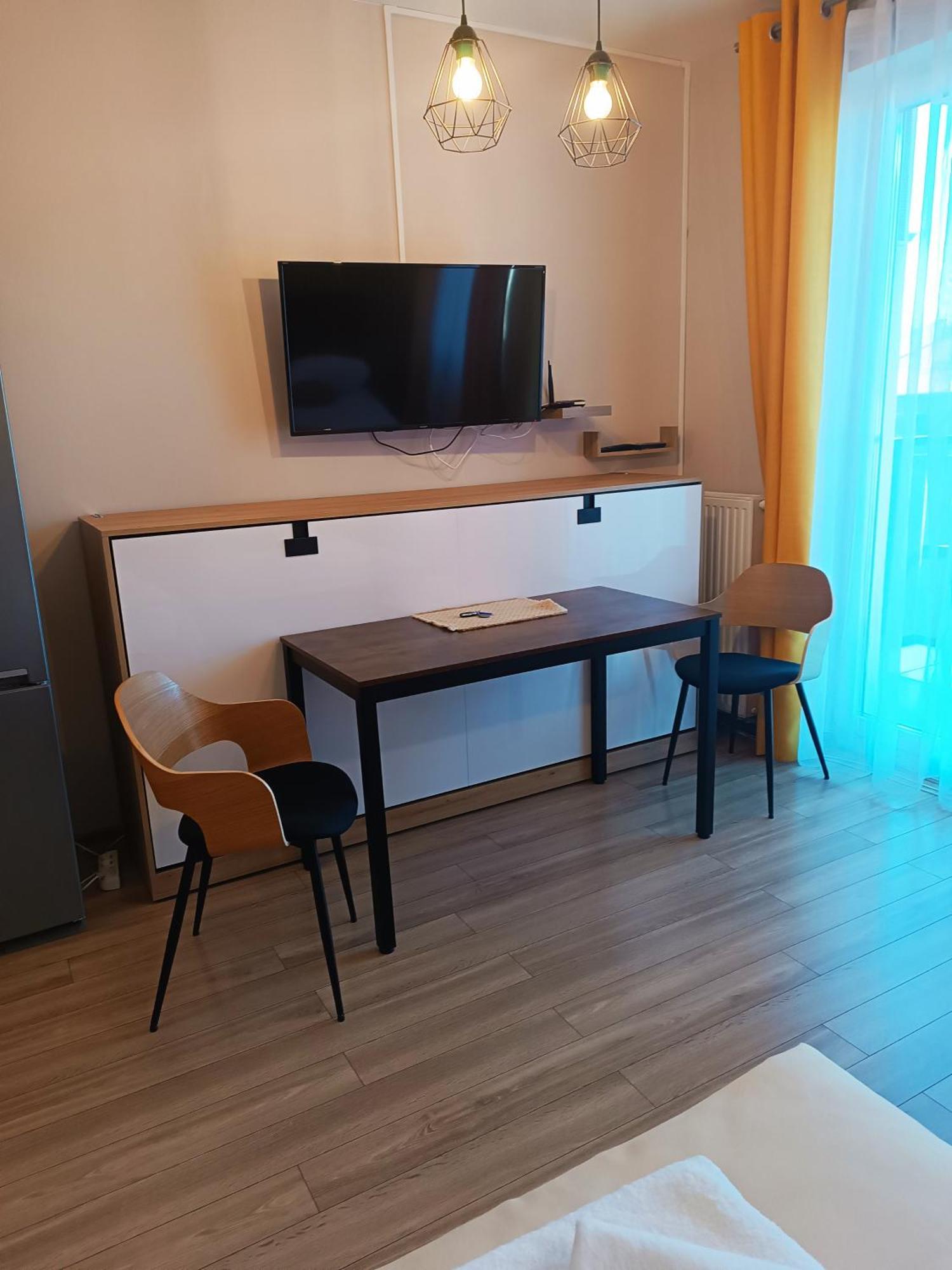 Sleep In Apartament Centrum Wroclaw Exterior photo
